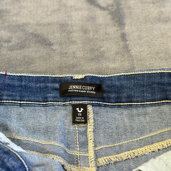 True Religion Women's Jennie Flap Rolled Denim Shorts, Size 26 - Picture 2 of 9